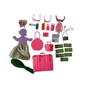 Lot Of Barbie Mattel Accessories Passport Luggage Suitcase Set Faux Money Pictur